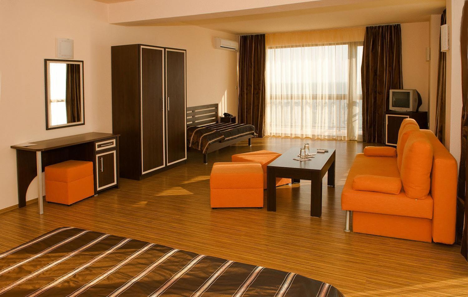 At The American'S Hotel Pomorie Eksteriør billede
