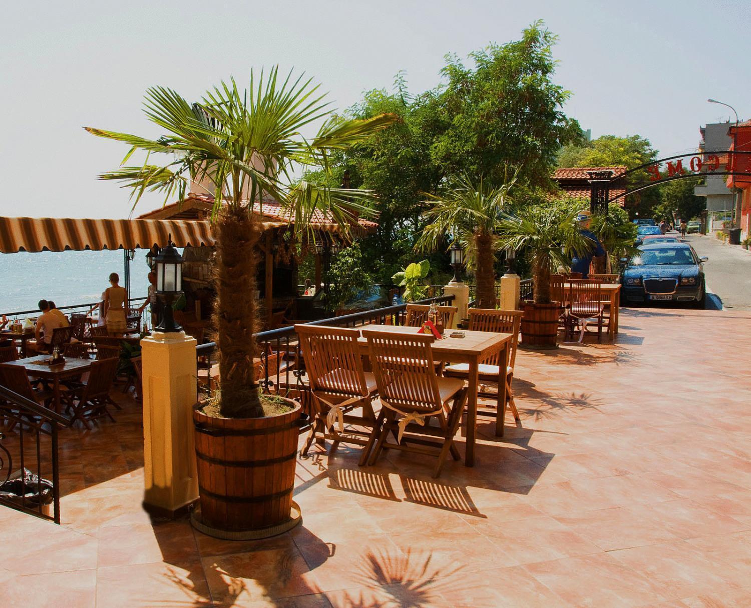 At The American'S Hotel Pomorie Eksteriør billede